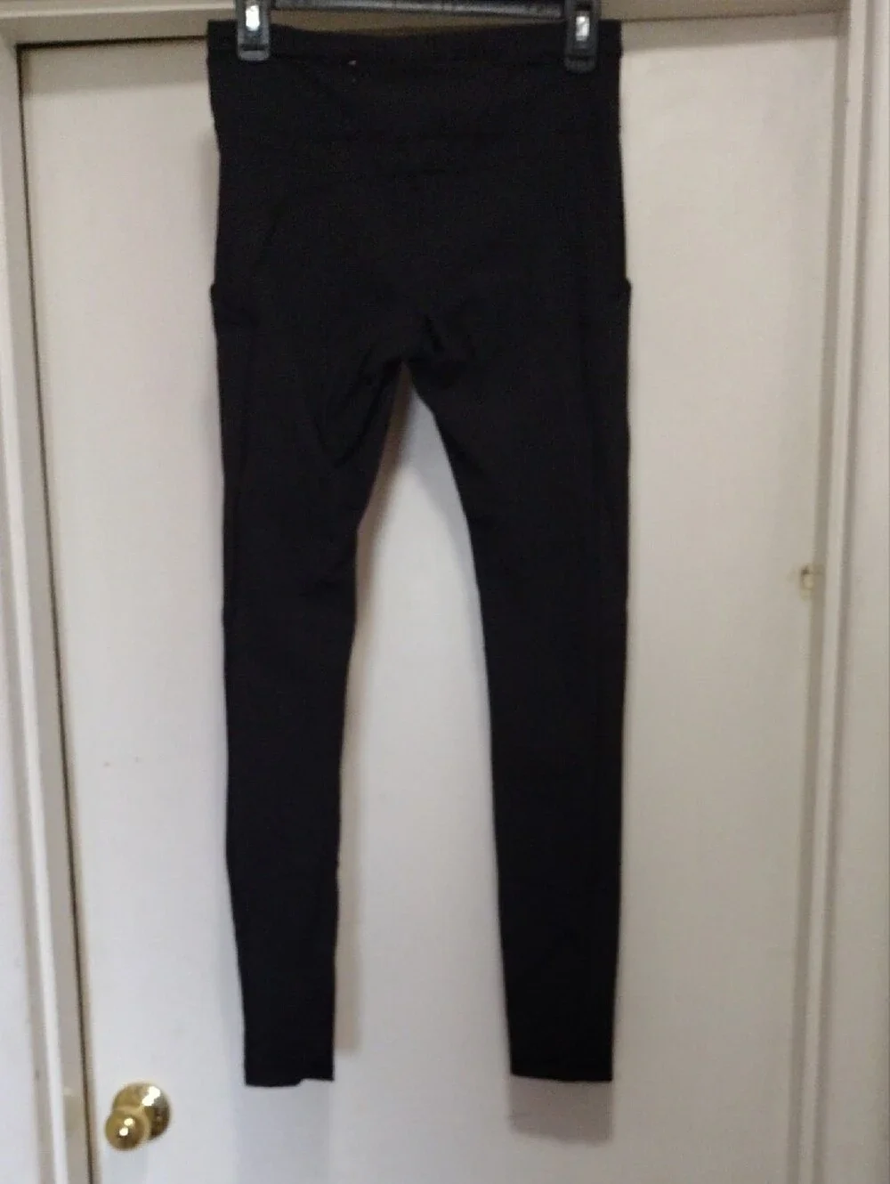 lululemon athletica Black Leggings with Side Pockets